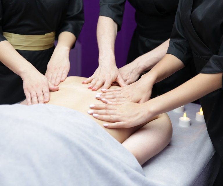 Six Hands Massage Six Hands Massage